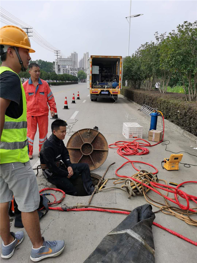 贵南翻衬法管道修复技术主要工序